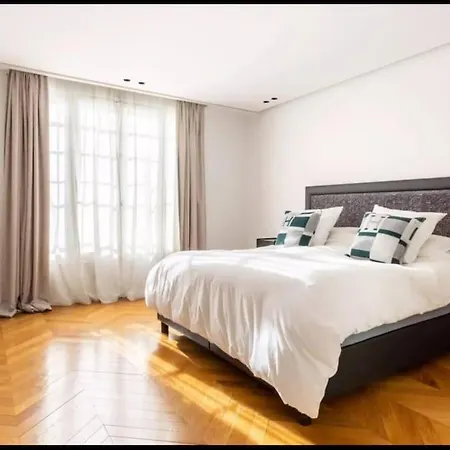 Amazing 2bdr/6pax Next To Champs Elysées Appartamento *