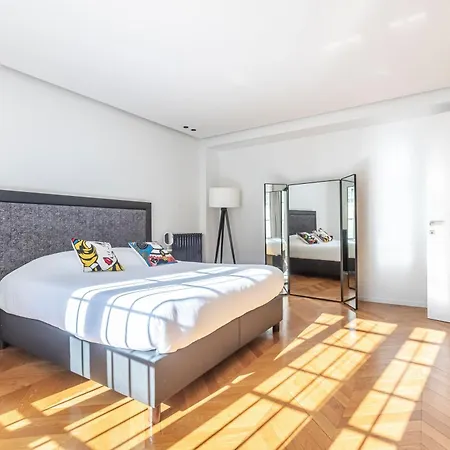 Amazing 2bdr/6pax Next To Champs Elysées Parigi