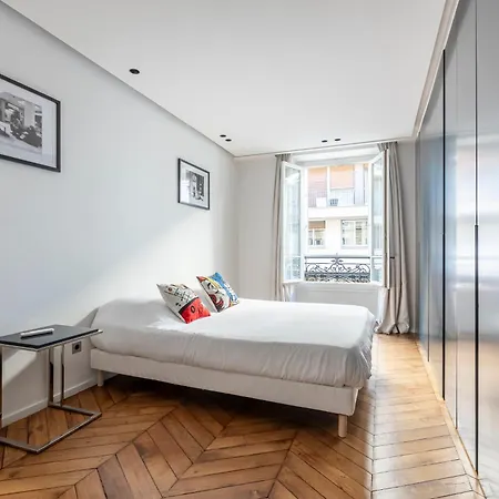 Amazing 2bdr/6pax Next To Champs Elysées