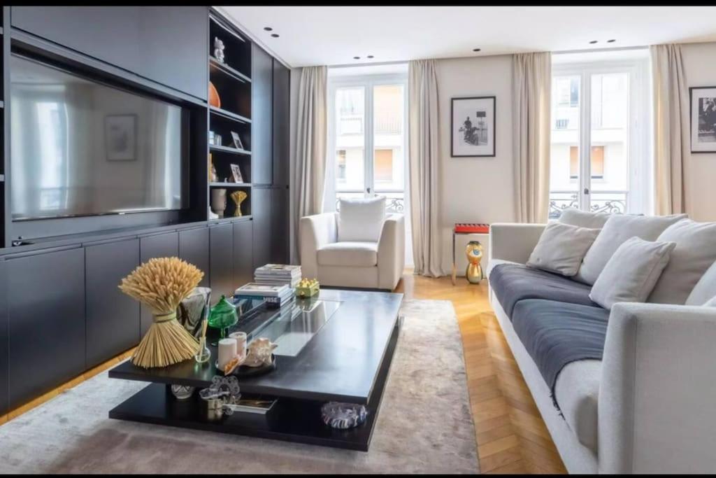 Amazing 2bdr/6pax Next To Champs Elysees Appartamento *
